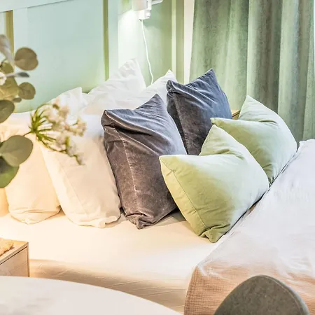 Celakovsky-2 By Interhome Апартаменты *