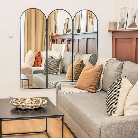 Apartamento Celakovsky-2 By Interhome