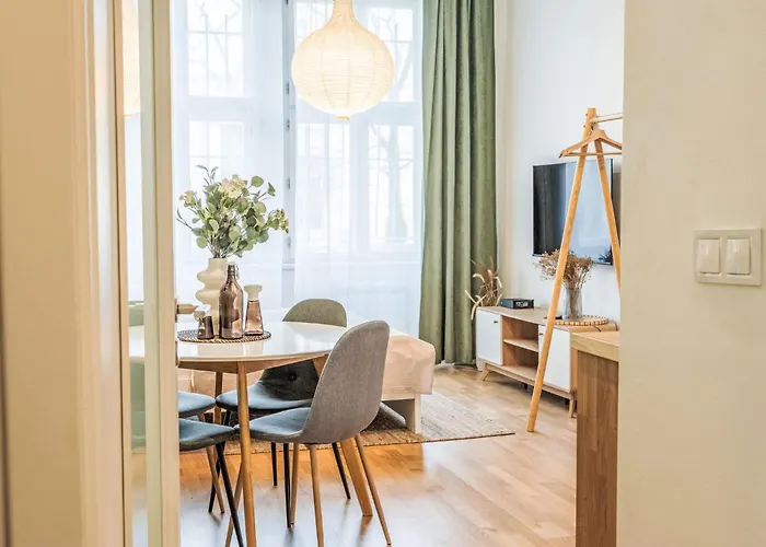 Celakovsky-2 By Interhome * براغ